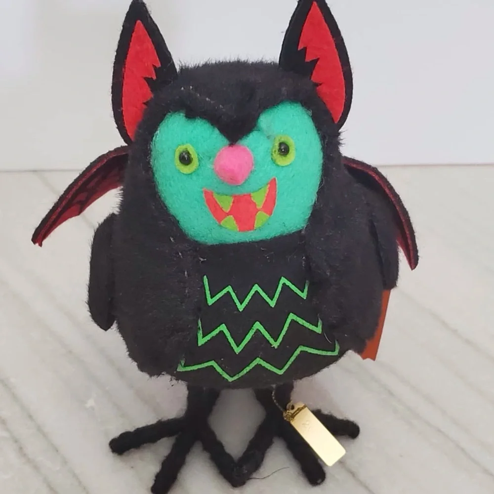 Target Hyde & EEK! Halloween Black Bat Felt Fabric Bird “Batrick”